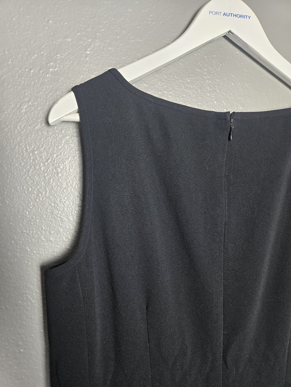Vintage Ann Taylor Black Classic Square Neck Shift Dress Size 14 - Picture 10 of 16